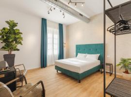 Adelante rooms Piazza Bologna، فندق مع جاكوزي في روما