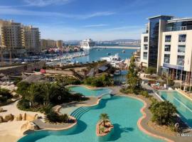 Gibraltar Luxury with Rooftop Pools & Views, hotel i Gibraltar