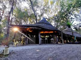 Maun में, होटल The Tshilli Farm & Lodge