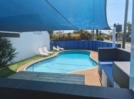 Moffat Beach Motel Caloundra, hotel v destinaci Caloundra