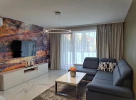 Tabáň Luxury apartment (city center & free parking), hotelli kohteessa Nitra