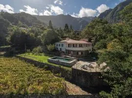 Casas do Lanço by An Island Apart