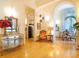 [Piazza delle Erbe] Luxury House