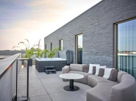 KAOZ Highstreet The Luxury Loft، فندق في أنتويرب