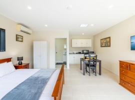 14A Grafton St - Pet friendly studio with air con and wi-fi, hotel en Nelson Bay