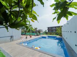 Treebo Kuber Palace with Swimming Pool โรงแรมในมหาบาเลชวาร์