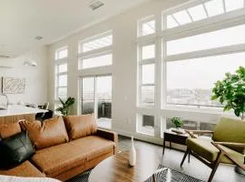 2880(U504): Skyline Penthouse at Espadin