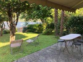 Orta cottage sulla riva del lago, khách sạn ở Orta San Giulio