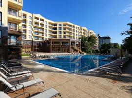 Apart Hotel Golden Line, hótel í Golden Sands