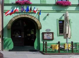 GARNI -Hotel Barbakan, hôtel à Levoča