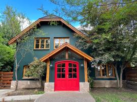 Warthon Hostel, hostel in San Martín de los Andes