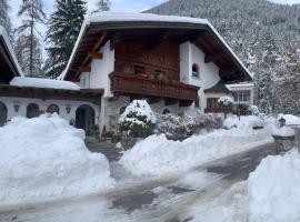 Gästehaus Sissy, hotel i Längenfeld