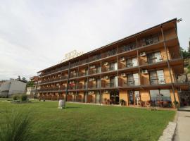 Hotel La Terrazza, hotel in Star Dojran