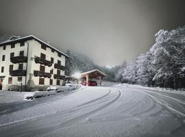 Viesnīca Cervinia House pilsētā Valturnanša