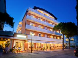 Hotel Ca' D'Oro, hótel í Caorle