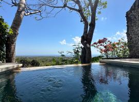 Divinity Villas - Uluwatu, Bali, ξενοδοχείο σε Uluwatu