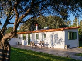 House by the sea, hotel en Egio