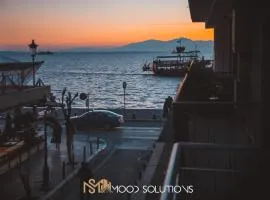 FirstLineSkg3 Moodsolutions Living