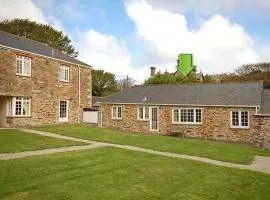 2 Bed in Perranporth WHHOU