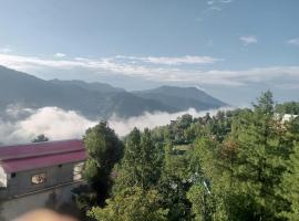 BHURBAN Mountain view Apartments: Murree şehrinde bir otel