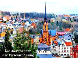 Ferienwohnung "Blick Mylau" - Nähe Freizeitpark Plohn & weltgrößter Ziegelsteinbrücke，位于赖兴巴伊姆福格特兰的酒店