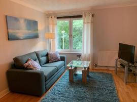 Modern One Bedroom Apartment, hotel din Lossiemouth