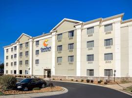 Comfort Inn & Suites North Little Rock McCain Mall, hotel em North Little Rock