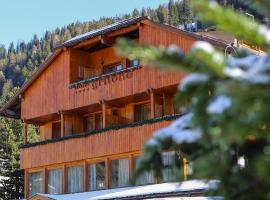 Style Hotel Grifone, hotel di Madonna di Campiglio