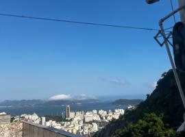 Casa com vista mar na zona sul do Rio de Janeiro, מלון בריו דה ז'ניירו