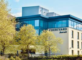 Courtyard by Marriott Glasgow Airport, hotel v mestu Paisley