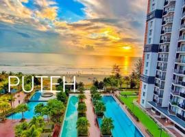 PUTEH Timurbay Beachfront Private Suite Kuantan, resort a Kuantan