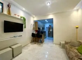 Apartamento RR Agradable y Moderno c 2 dormitorios y estacionamiento interno techado