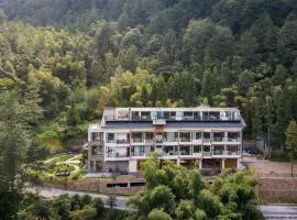 Zhangjiajie Qiquan Vacation B&B