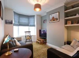 Air Maison - Stylish 2 Bedroom - Short walk to Southsea