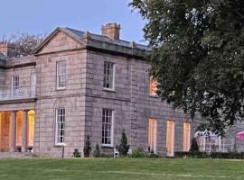 Roswarne House a Regency mansion, hótel í Camborne