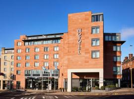 Novotel Edinburgh Centre, hotel u gradu Edinburg