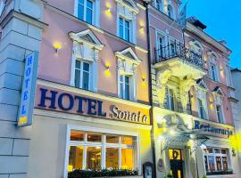 Hotel SONATA, hótel í Duszniki Zdrój