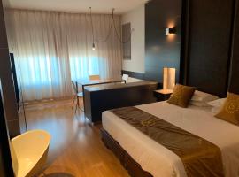 Wall Art Hotel & Residence, hotell sihtkohas Prato