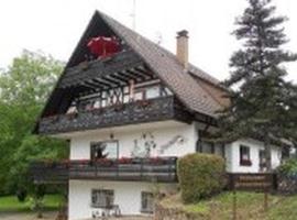 Pension Haus Monika, ξενοδοχείο σε Sasbachwalden