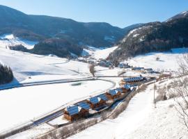 CHALET am Schneeberg See, hotel in Puchberg am Schneeberg