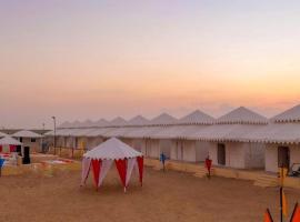 Best Desert Camp In Jaisalmer Red Velvet, помешкання для відпустки у місті Джайсалмер