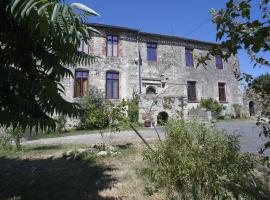 Logis de Riparfonds, hotel din Bressuire