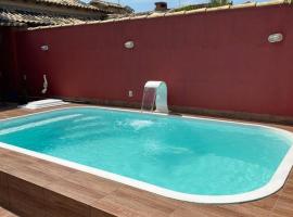 Casa com piscina- condomínio verão vermelho II UNAMAR CABO FRIO, hotell i Cabo Frio