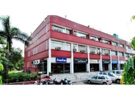 Hotel Solitaire, Chandigarh, hotel din Chandīgarh