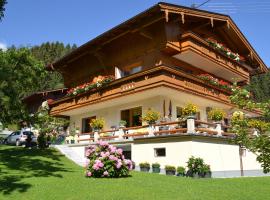 Haus Binder, hotel en Ried im Zillertal