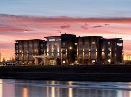 Fairfield Inn & Suites by Marriott Airdrie – hotel w mieście Airdrie