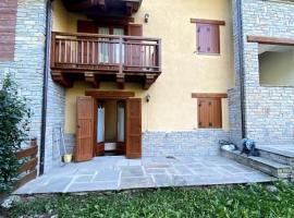 Incantevole Appartamento con Giardino - Garage Privato e Free Wifi, apartment sa Oulx