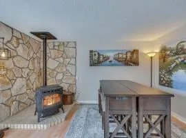 Cozy Nampa Escape with Fireplace and Smart TV!