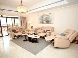 Beach bliss 3BR apartment Corniche Al Raha