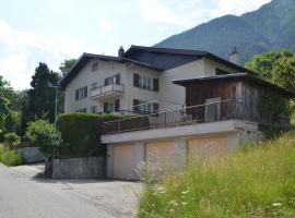 Grosse, schöne Wohnung im Grünen, hotel in Brig